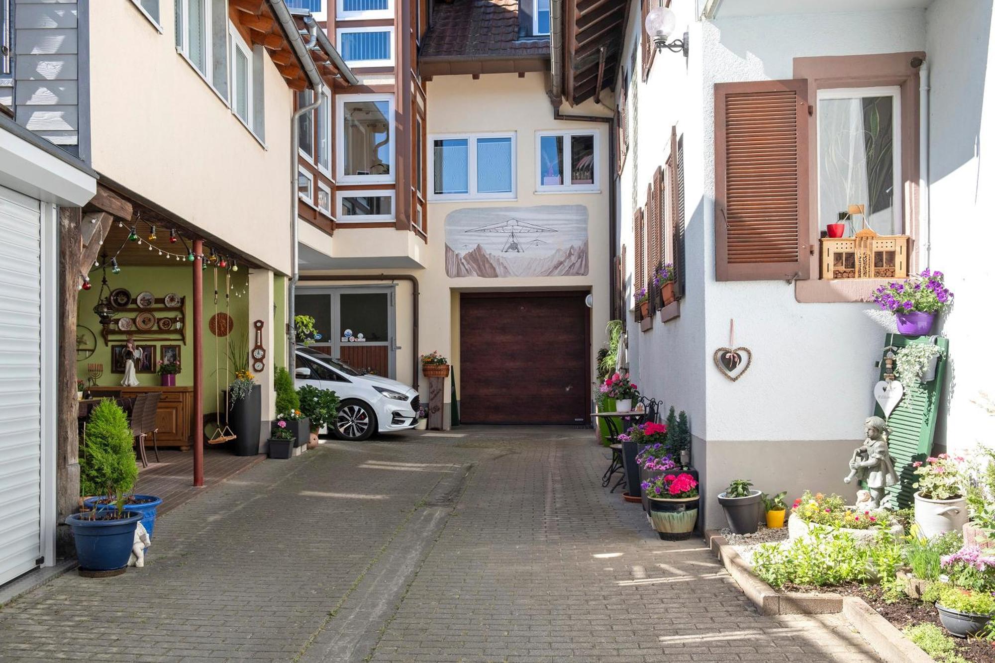 Ferienwohnung Fliegerhorst Endingen am Kaiserstuhl ภายนอก รูปภาพ